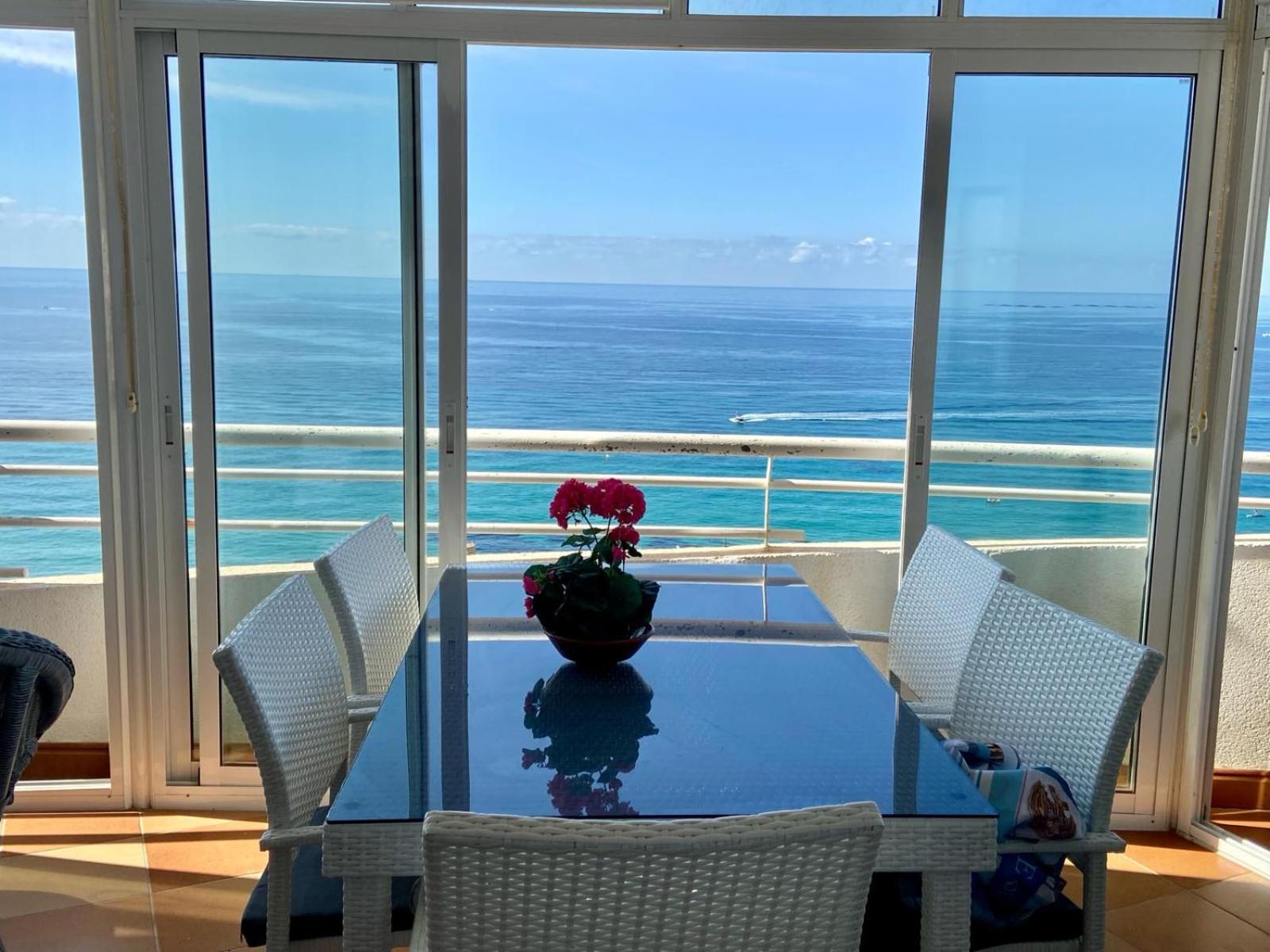 Seaview Apartment Playa De Oro 13Rd Floor Con Parking 칼페 외부 사진